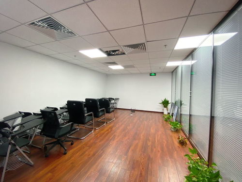 亦莊核心區(qū)精裝寫字樓出租 隆盛大族廣場(chǎng)全新辦公空間帶家具，便捷高效